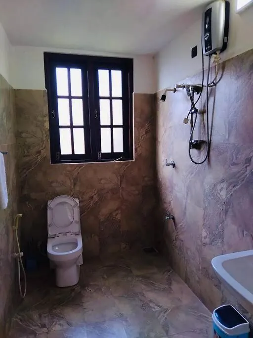 Colombo Villa Near Bolgoda Lake 5 Bed 2.5 Bath Piliyandala